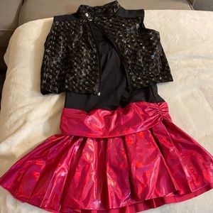 Girls Outfit/Dance Costume